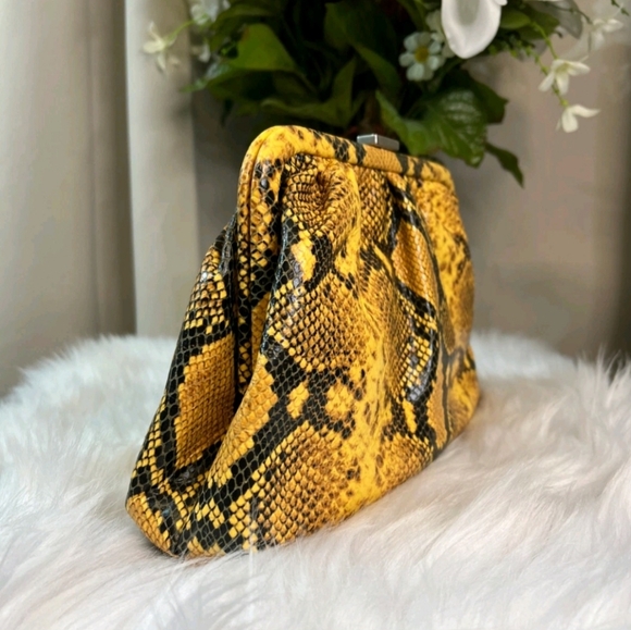 Balenciaga Python Effect Cloud Clutch - Picture 3 of 9